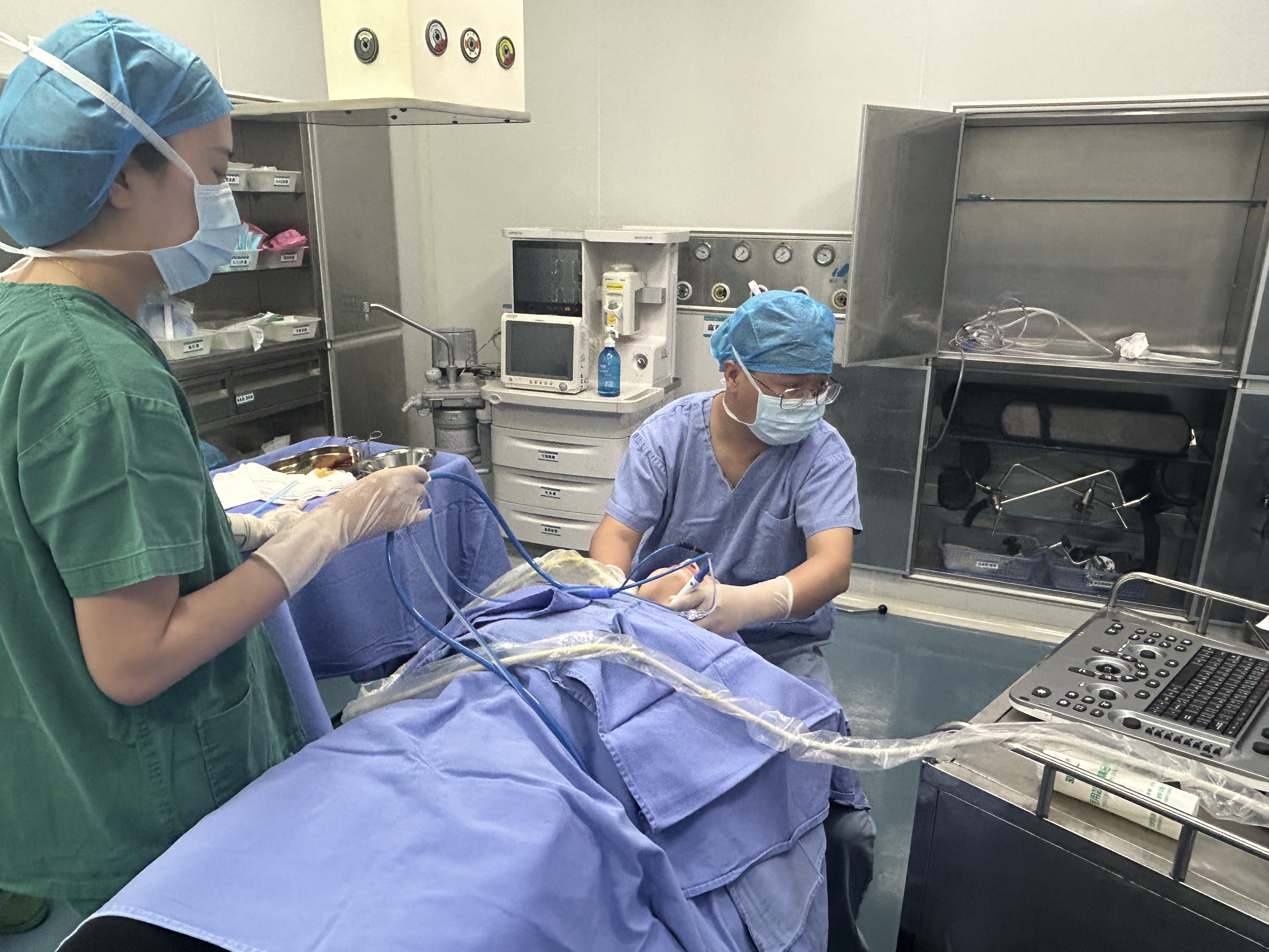 我院开展2024年&ldquo;关爱甲状腺健康&middot;让生活更加美好&rdquo;义诊活动