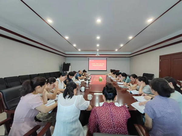 凝心聚力，实干笃行，共赴医院高质量发展&mdash;&mdash;医院党委书记许玮参加护士长例会并提出工作要求