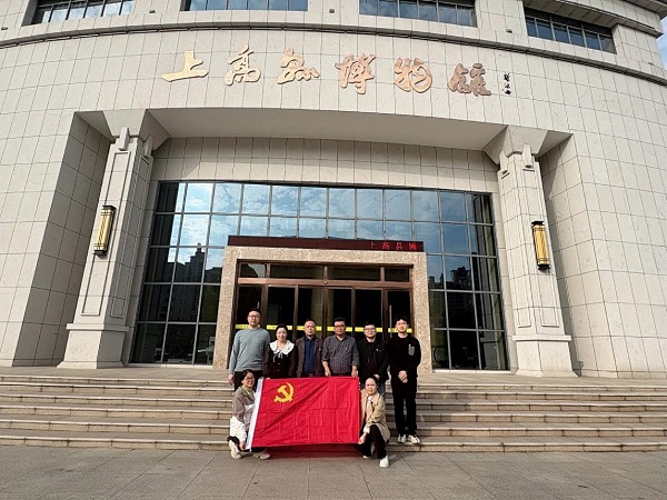 【主题党日+】缅怀革命先烈 传承红色基因&mdash;&mdash;万载县人民医院临床第三、第四党支部以红色教育为引领深化医德医风建设