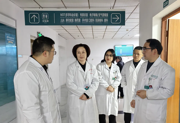 靠前服务解难题&mdash;&mdash;我院党委全力推动医疗服务提质增效